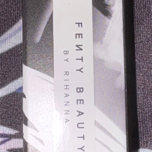 Fenty Beauty Slip Shine Sheer Shiny Lipstick in Goji Gang 07 - Full Size - NIB - Picture 1 of 2